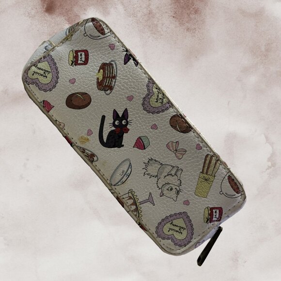 🧹 LOUNGEFLY | Kiki's Delivery Service Jiji & Sweets Crossbody Bag 🎀 - Picture 4 of 5